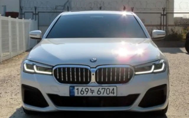 인천경차중고 5시리즈 (G30) 520i M 스포츠 매물 사진 1 - 2023/08 34,439km